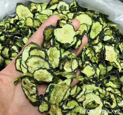 黄瓜干泡水的功效与作用-小菜博客